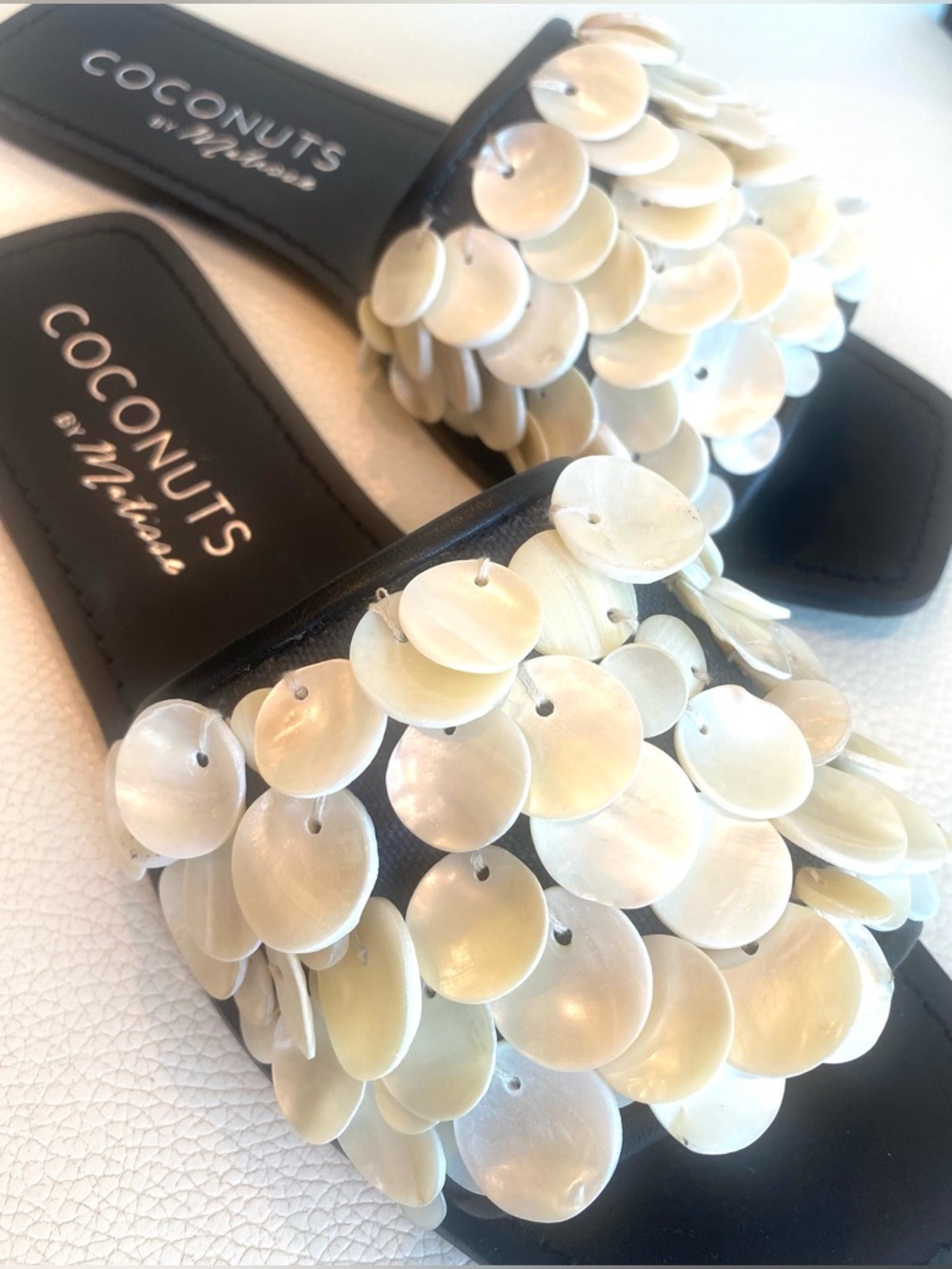Coconuts by Matisse Shell Slide Sandals Size 7 Inspired Coastal NWT